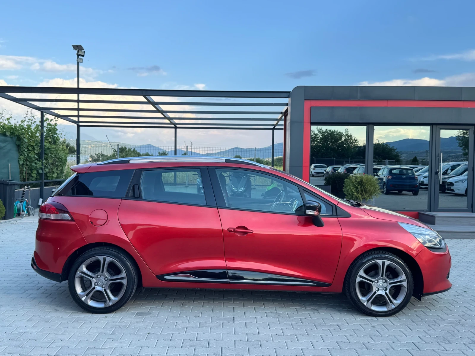 Renault Clio 1.5DCI AVTOMAT , снимка 6 - Автомобили и джипове - 54873344