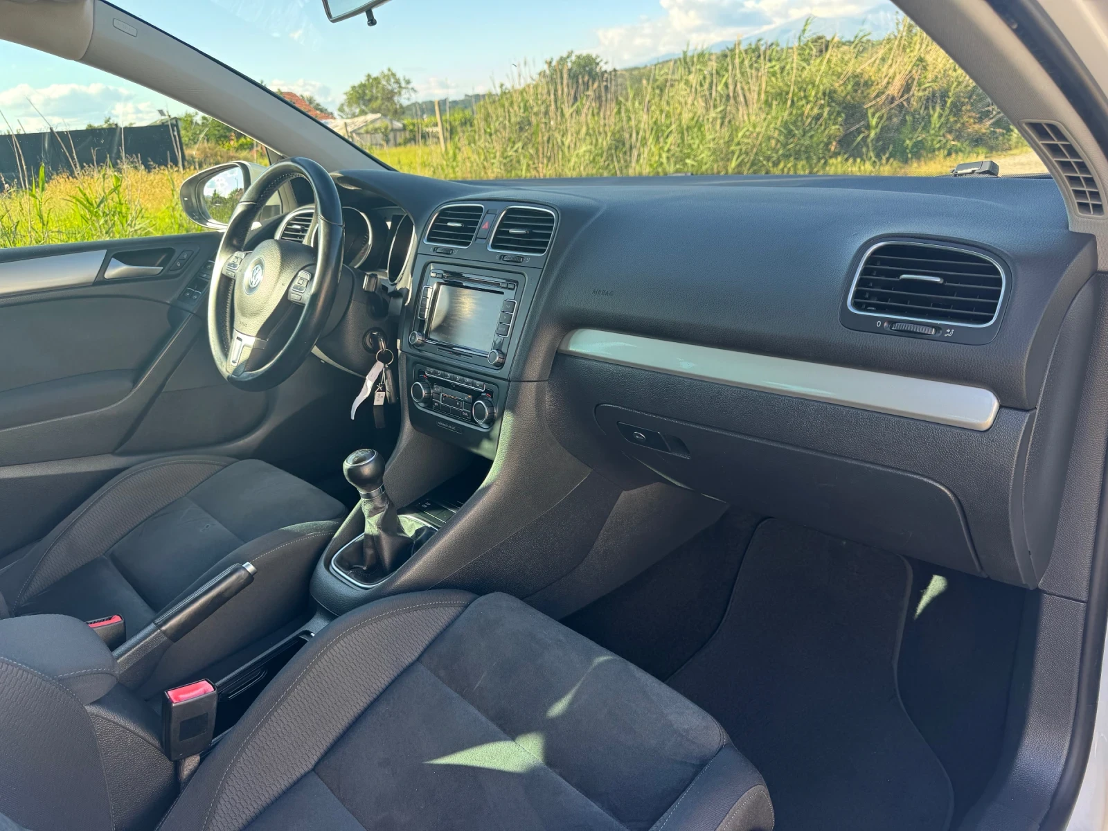 VW Golf 1.4 TSI * HIGHLINE* NAVI* SERV* TOP* , снимка 9 - Автомобили и джипове - 54895381