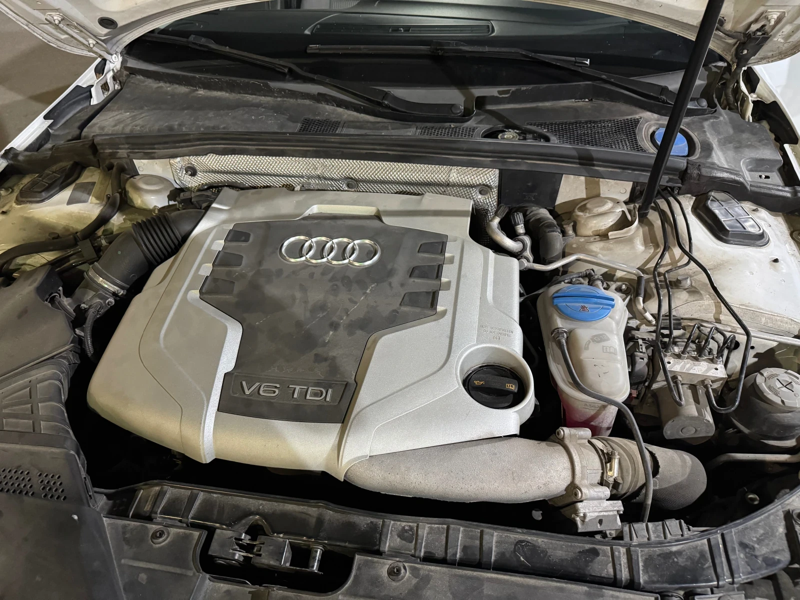 Audi A4, снимка 10 - Автомобили и джипове - 55213586
