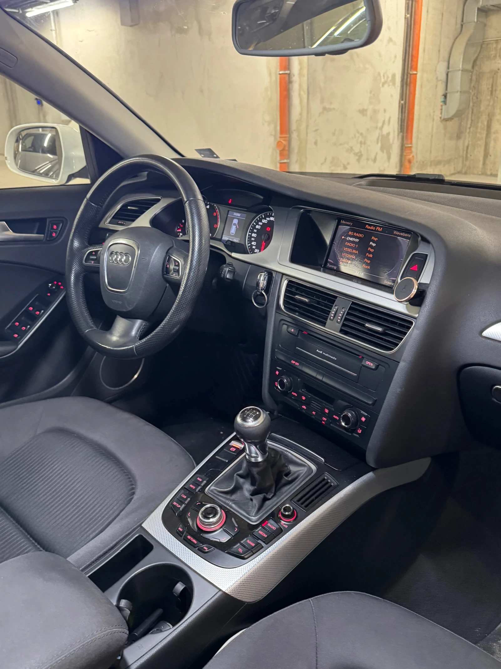 Audi A4, снимка 5 - Автомобили и джипове - 55213586