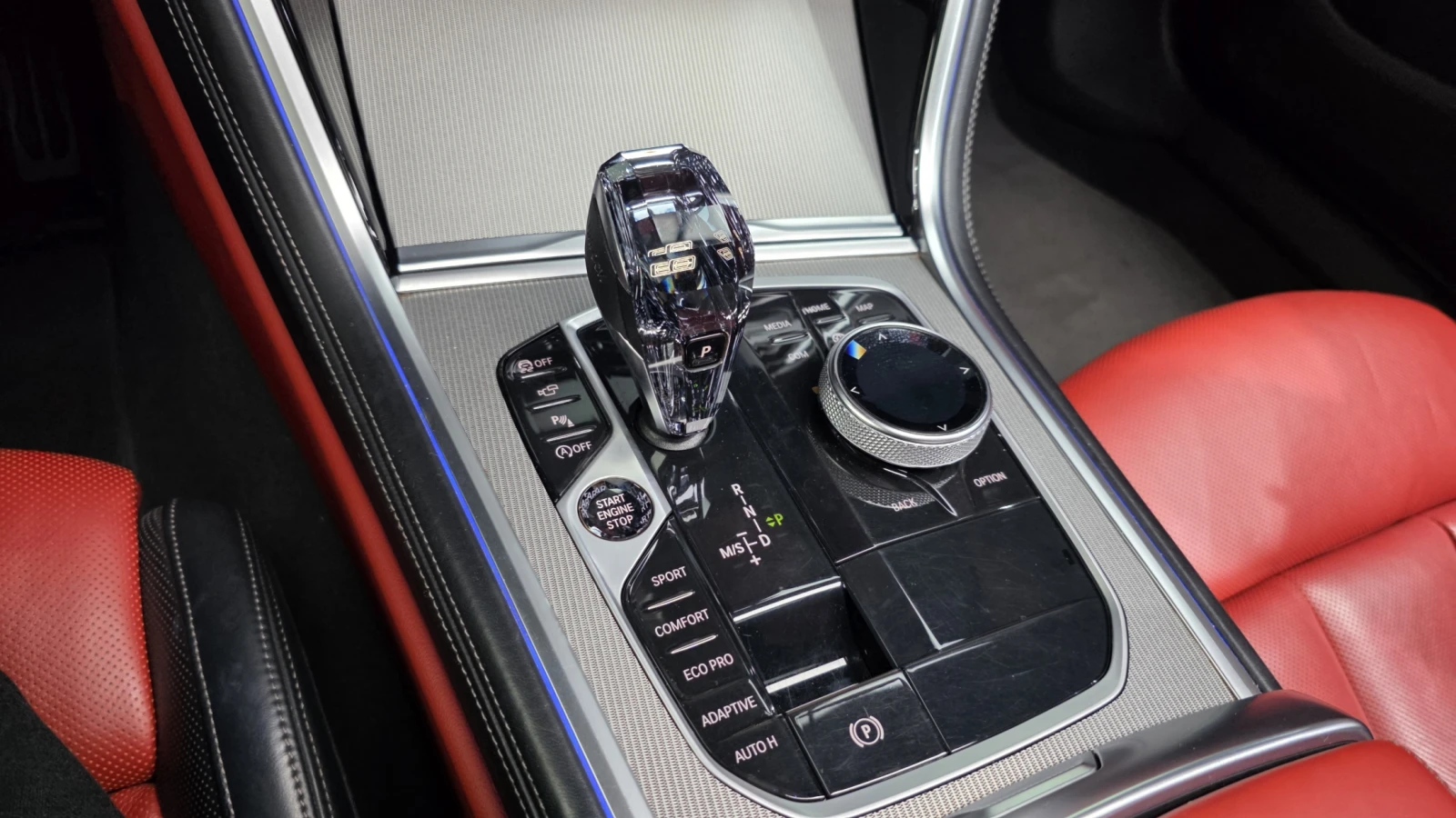 BMW 840 SOFT CLOSE* 360* HUD* BLIND SPOT* КРАЙНА ЦЕНА, снимка 9 - Автомобили и джипове - 55344696