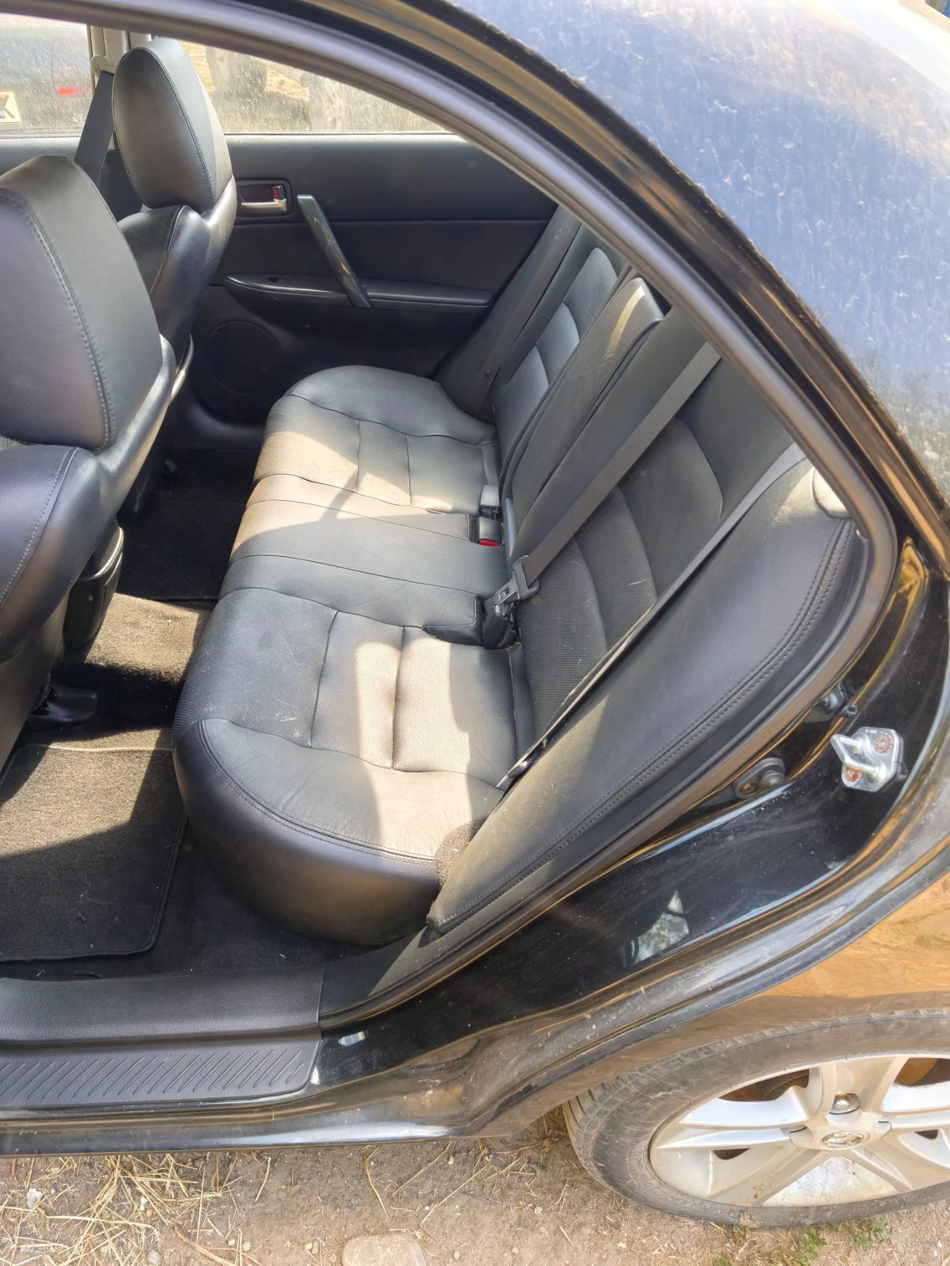 Mazda 6 2.0i , снимка 5 - Автомобили и джипове - 55823519