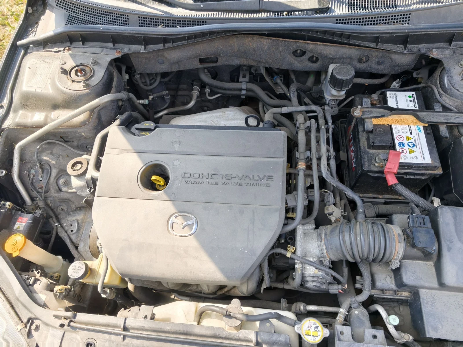 Mazda 6 2.0i , снимка 11 - Автомобили и джипове - 55823519