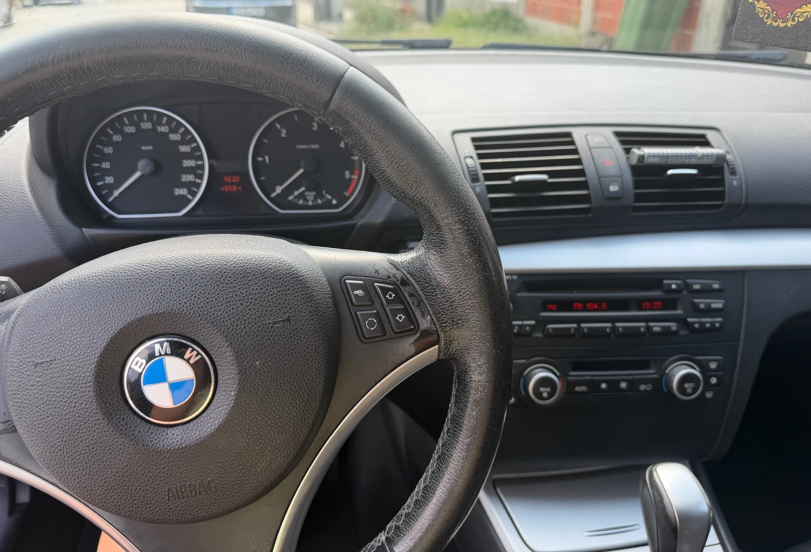 BMW 118, снимка 6 - Автомобили и джипове - 56110929