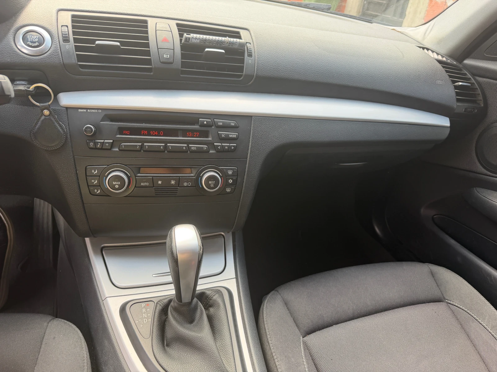 BMW 118, снимка 7 - Автомобили и джипове - 56110929