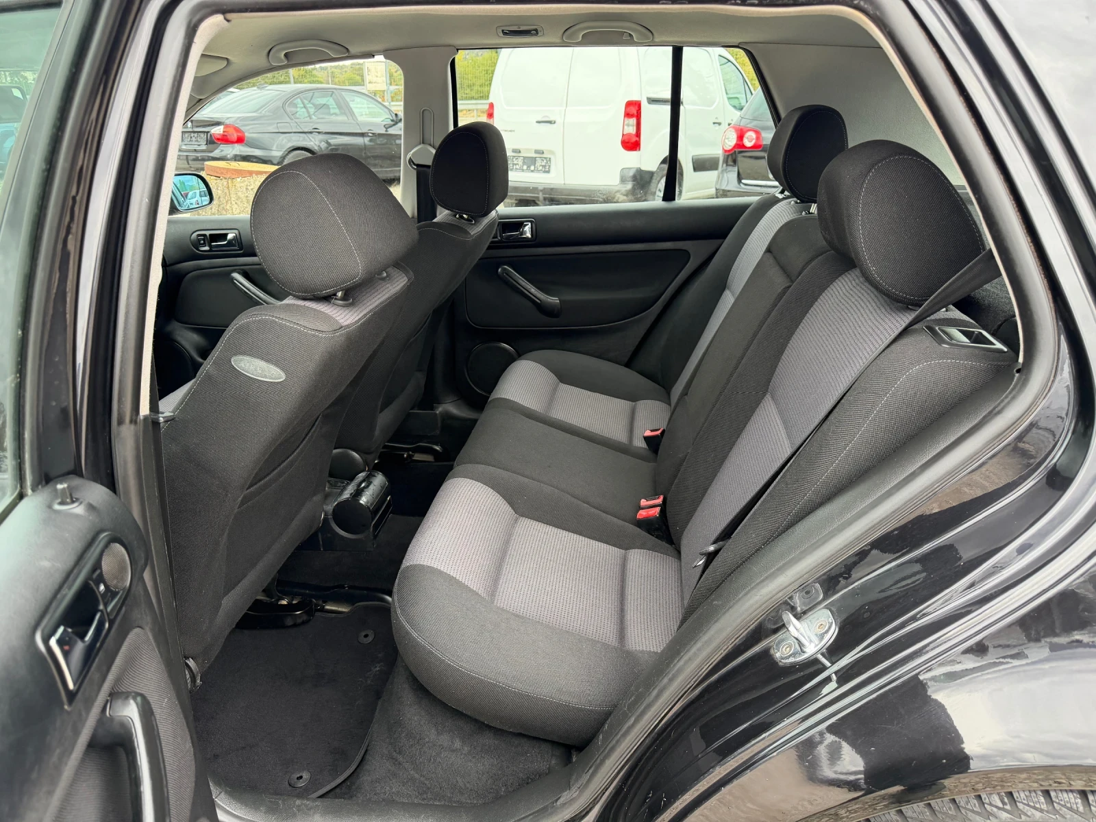 VW Golf 1.9TDI-101PS-����������� | Mobile.bg � ����������� 11