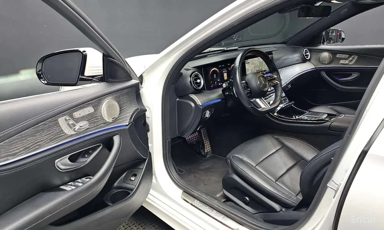 Mercedes-Benz E 350 * E350 4MATIC AMG Line * HUD * 360 ������ | Mobile.bg � ����������� 10