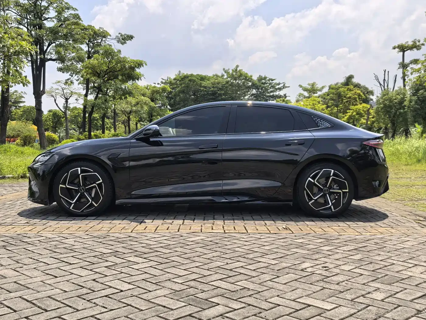BYD Seal Long Range RWD Edition   82.5 kWh, снимка 7 - Автомобили и джипове - 56638705