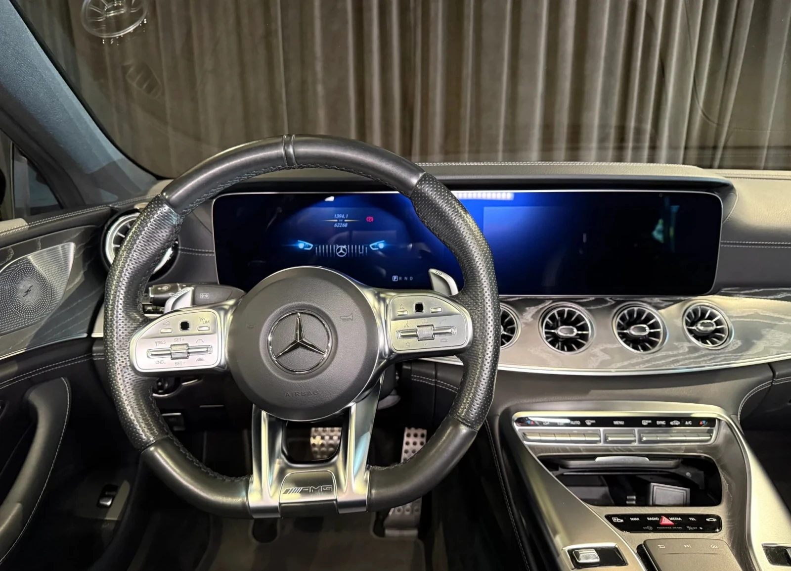 Mercedes-Benz AMG GT 43 EQ Boost 4MATIC+ , снимка 14 - Автомобили и джипове - 56725359