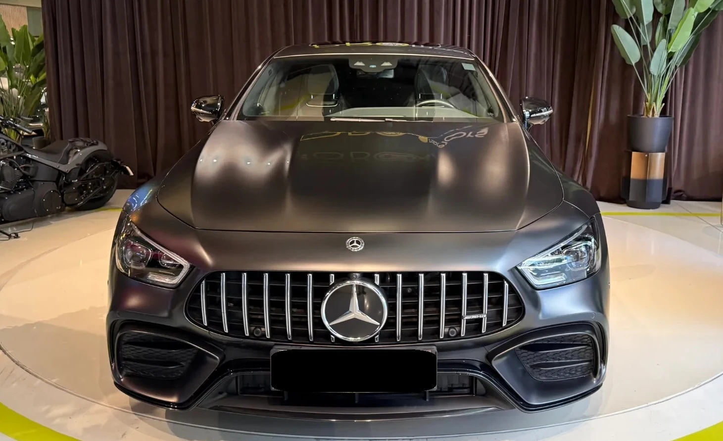 Mercedes-Benz AMG GT 43 EQ Boost 4MATIC+ , снимка 8 - Автомобили и джипове - 56725359