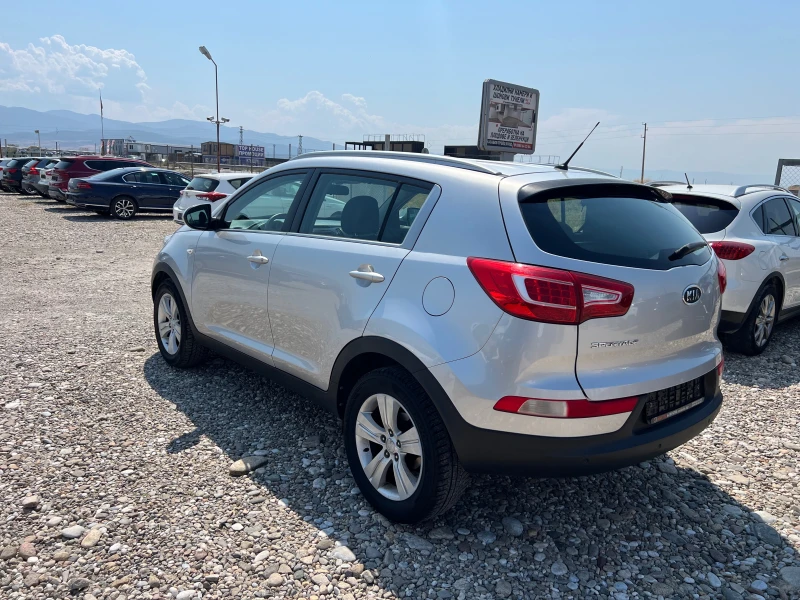 Kia Sportage 2.0 I(КАТО НОВА), снимка 7 - Автомобили и джипове - 46918099