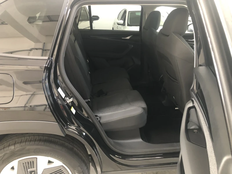 Skoda Kodiaq 1.5 Executive - Хибрид ЧИСТО НОВА , снимка 11 - Автомобили и джипове - 48762888