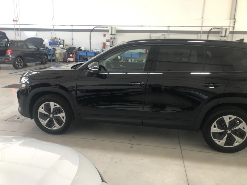 Skoda Kodiaq 1.5 Executive - Хибрид ЧИСТО НОВА , снимка 3 - Автомобили и джипове - 48762888