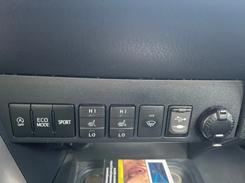 Toyota Rav4 2.0 , снимка 14 - Автомобили и джипове - 52317078