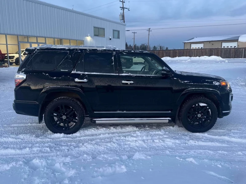 Toyota 4runner * 4WD * CARFAX * БЕЗ ПЪРВОНАЧАЛНА ВНОСКА, снимка 3 - Автомобили и джипове - 53008667