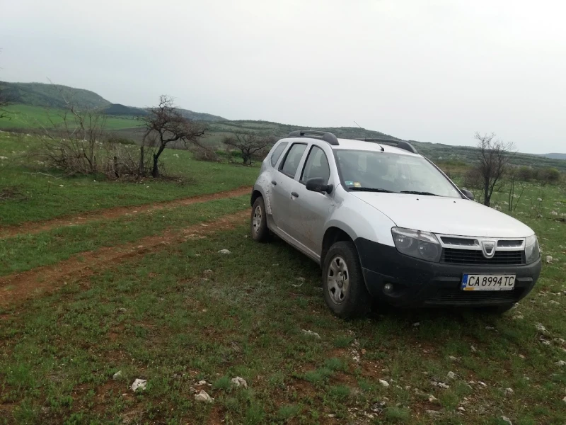 Dacia Duster, снимка 5 - Автомобили и джипове - 53374242