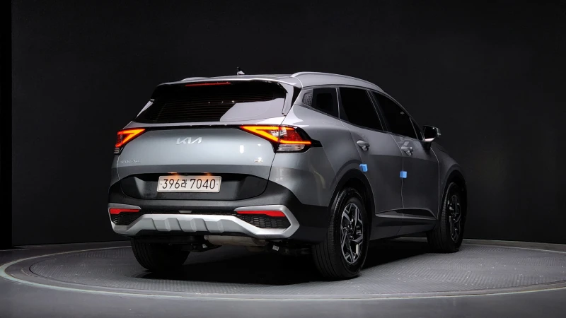 Kia Sportage 2.0CRDI/4x4/Пълна сервизна !!!, снимка 2 - Автомобили и джипове - 53417466