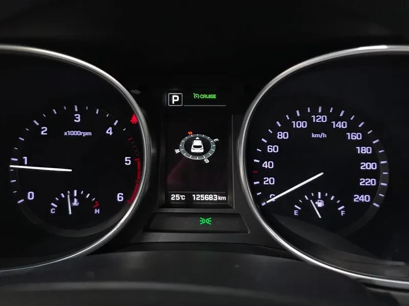 Hyundai Santa fe 2.0 CRDi 4WD - САМО 30% АВАНС, снимка 8 - Автомобили и джипове - 56021689