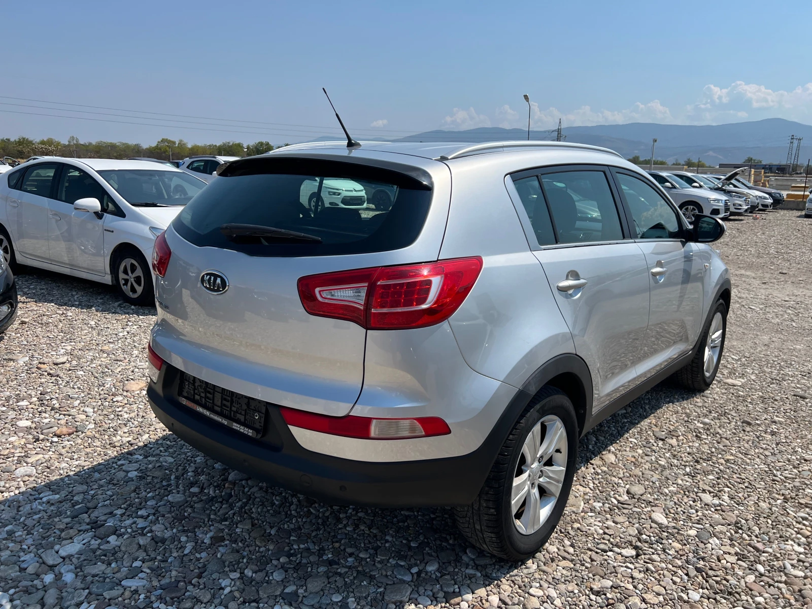 Kia Sportage 2.0 I(КАТО НОВА) - изображение 5