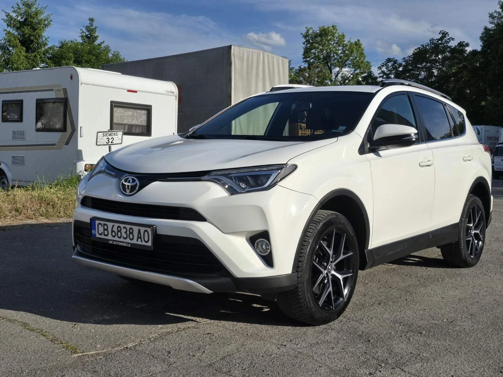 Toyota Rav4 2.0 D4D  EXECUTIVE - изображение 3