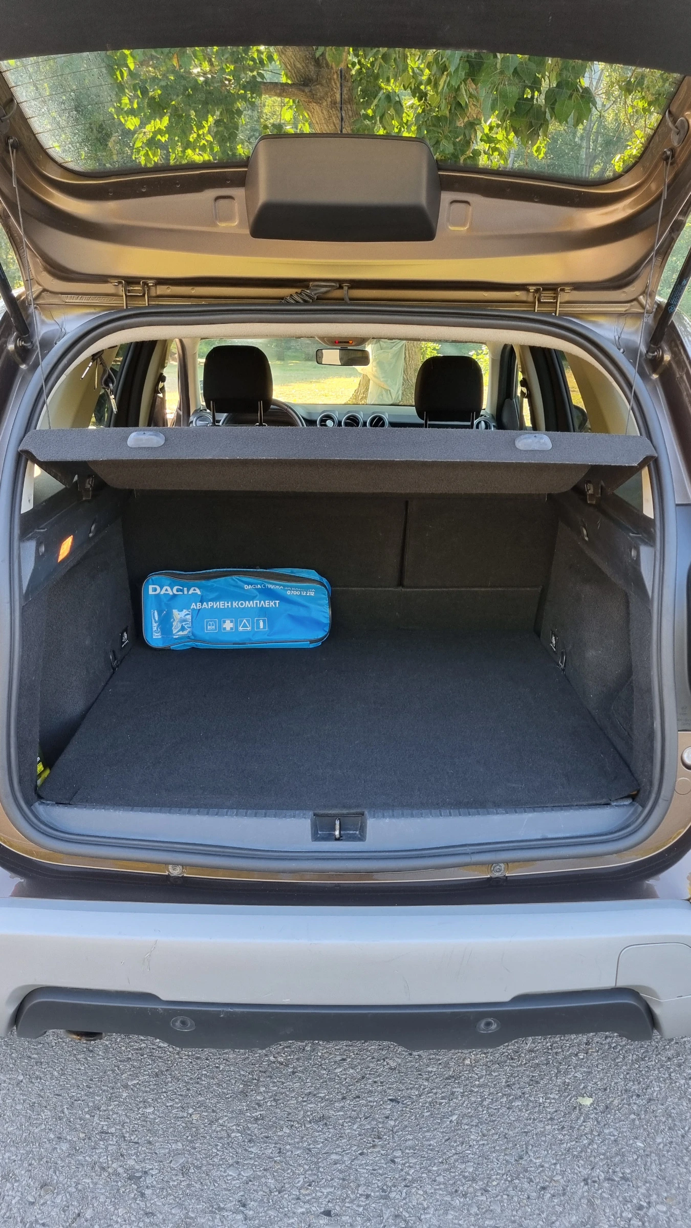 Dacia Duster 4x4 Prestige/ NAVI/ BEST EDITION, снимка 11 - Автомобили и джипове - 55559568