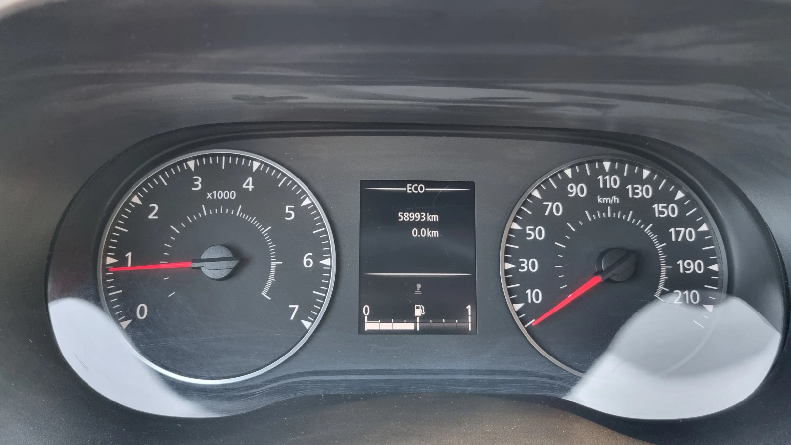 Dacia Duster 4x4 Prestige/ NAVI/ BEST EDITION, снимка 16 - Автомобили и джипове - 55559568