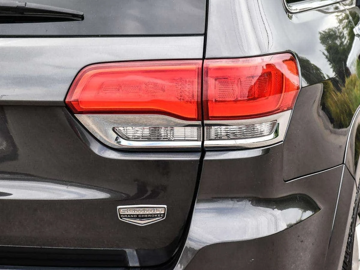 Jeep Grand cherokee * SUMMIT * 5.7L HEMI V8 * Фиксирана цена до БГ * , снимка 9 - Автомобили и джипове - 55612827