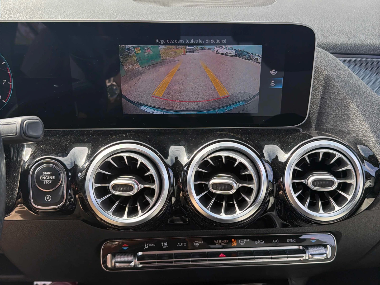 Mercedes-Benz GLA 250 АМГ ПАКЕТ/CARFAX/ПОДГРЕВ/ПАМЕТ/ПАНОРАМА/, снимка 9 - Автомобили и джипове - 56122215