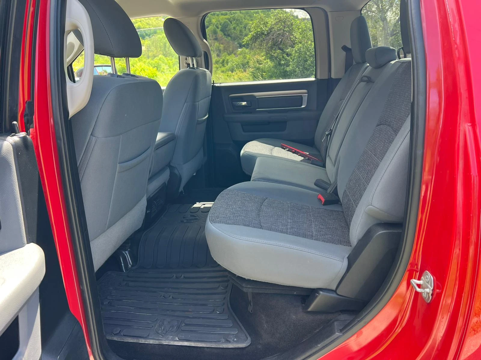 Dodge RAM 1500  3.6 V6, снимка 14 - Автомобили и джипове - 56691203