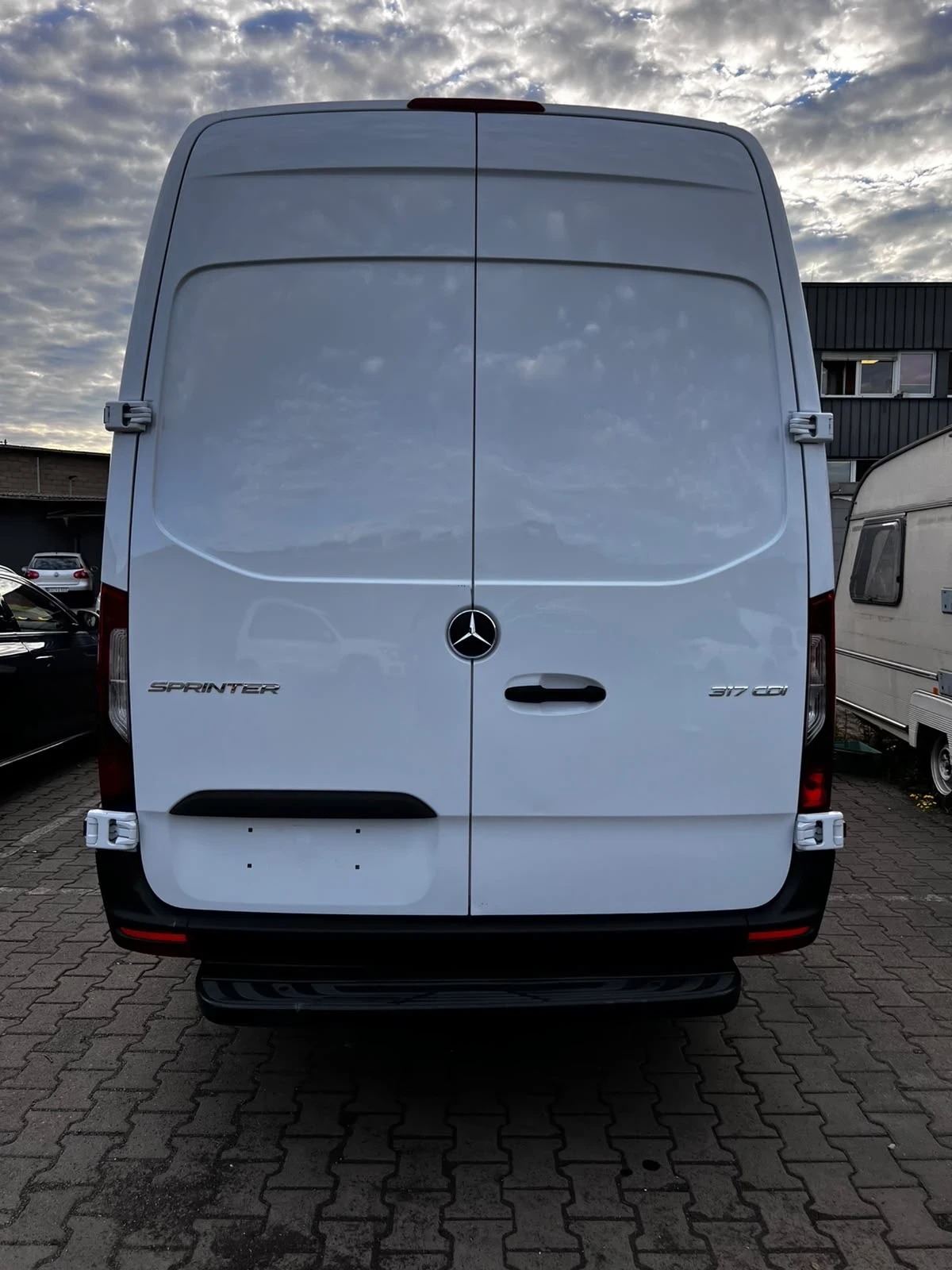 Mercedes-Benz Sprinter 317 хладилен за лекарства топ състояние , снимка 4 - Бусове и автобуси - 55270863