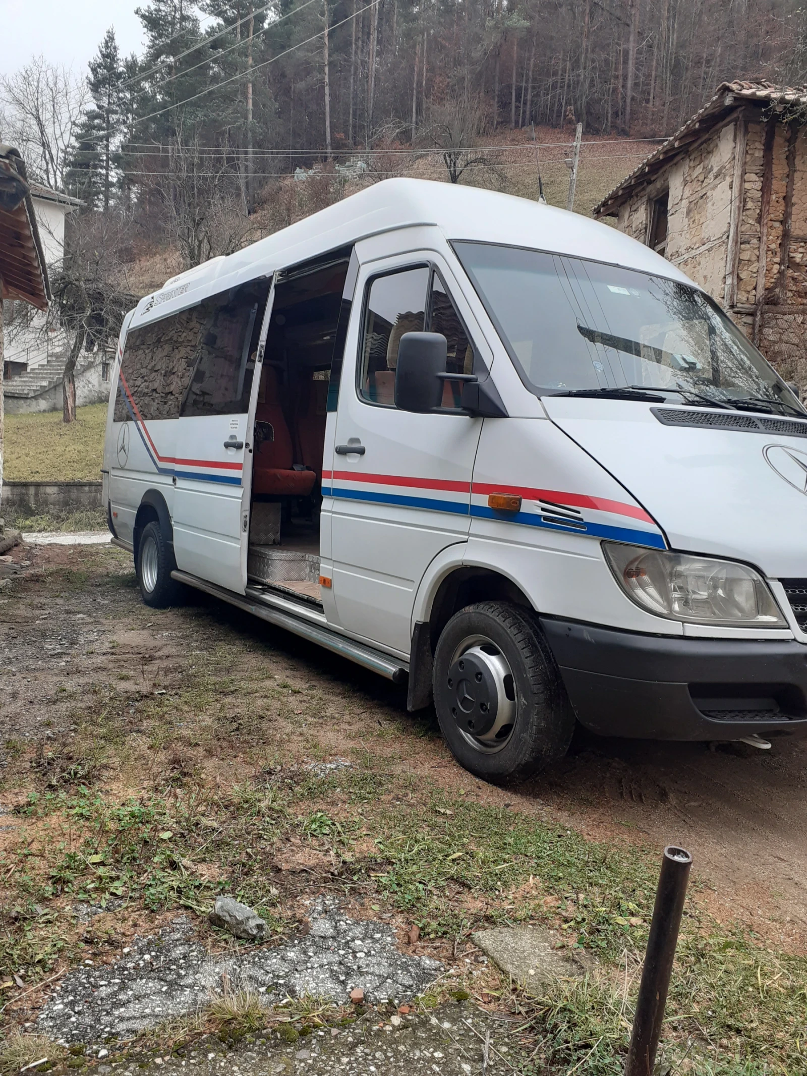 Mercedes-Benz 413 2.2, снимка 4 - Бусове и автобуси - 55791114