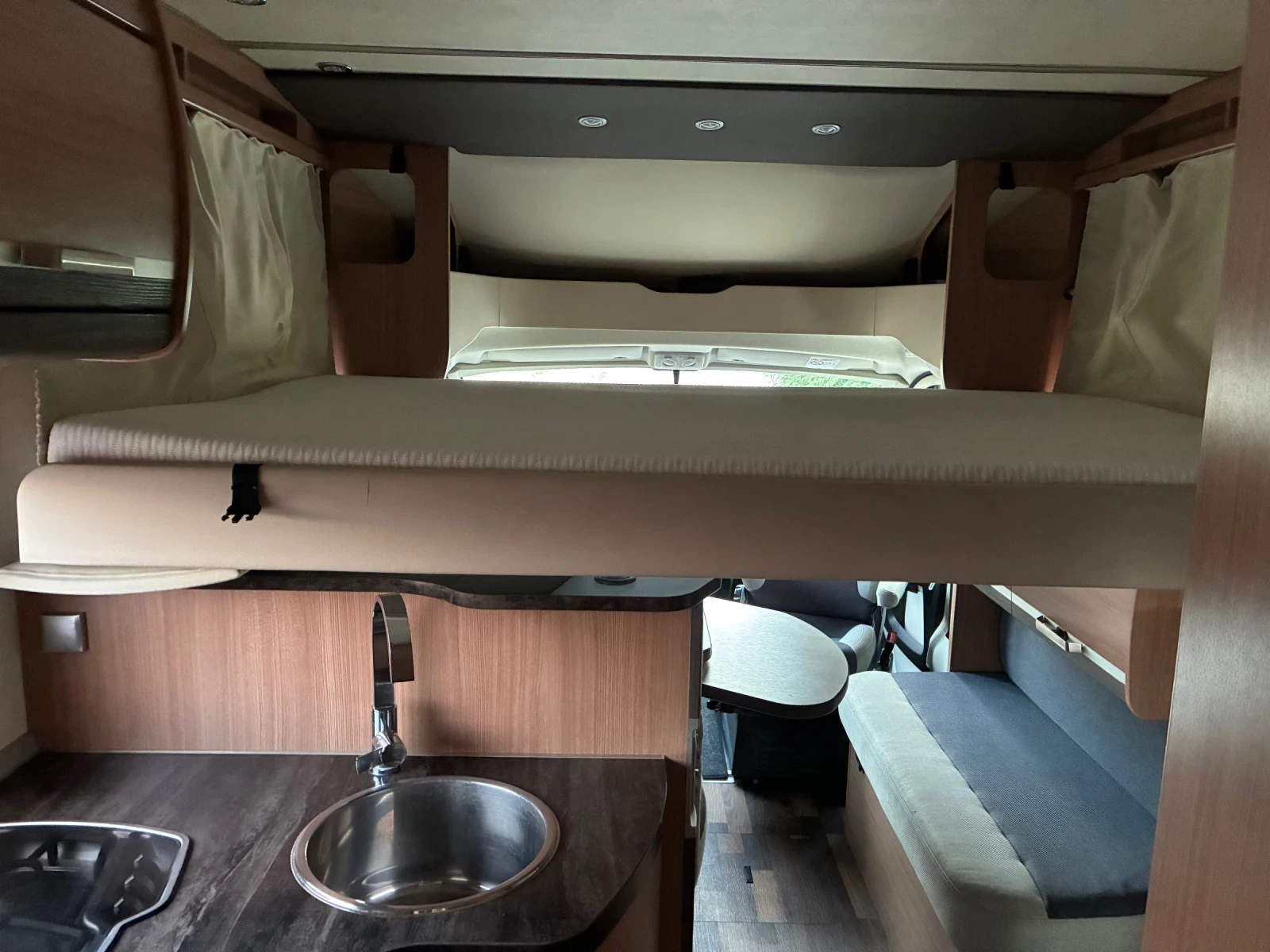  Knaus | Mobile.bg   15