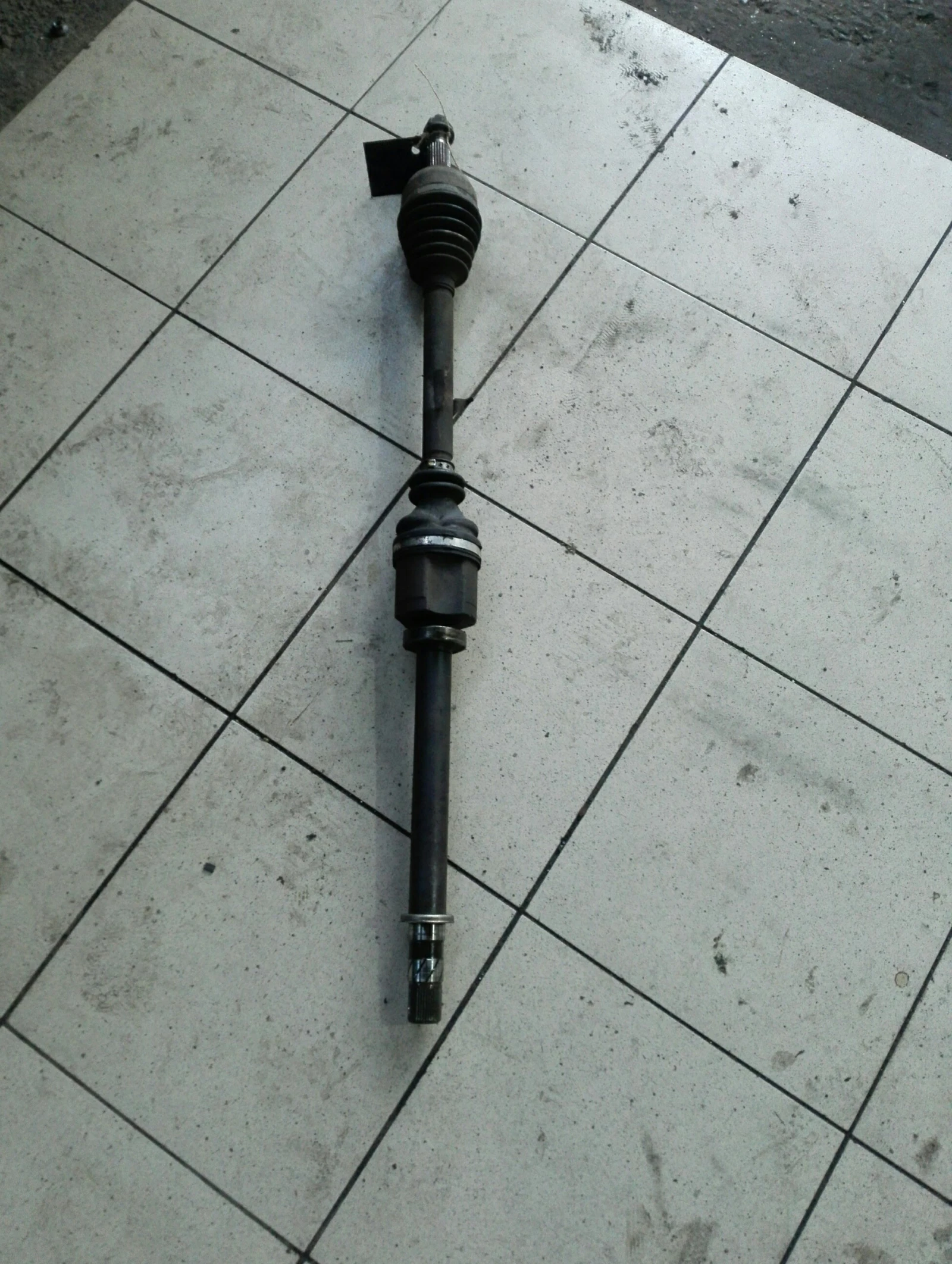 �������� ������ ����� ���� ����� 1.9��� ������ | Mobile.bg � ����������� 1