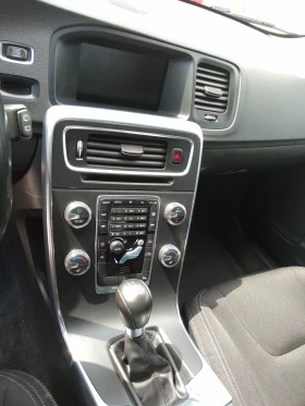 Volvo V60 2.0D 136PS D3, снимка 13