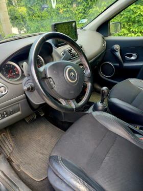 Renault Clio  1.5 dCi, снимка 6 - Автомобили и джипове - 45754393