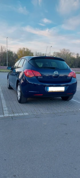 Opel Astra - 3800 € / 7432.15 лв. - 36013070 3