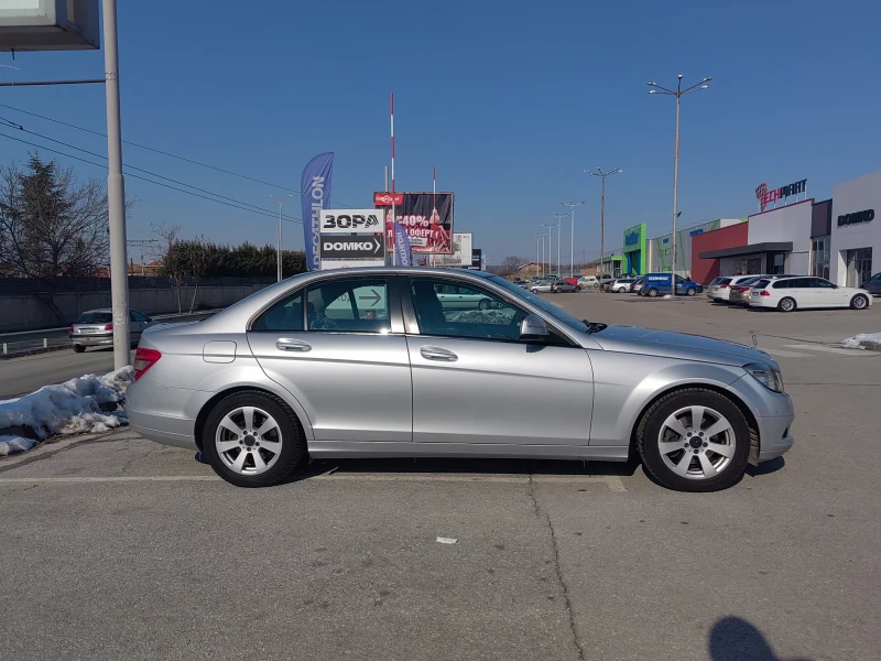 Mercedes-Benz C 220, снимка 4 - Автомобили и джипове - 49468172