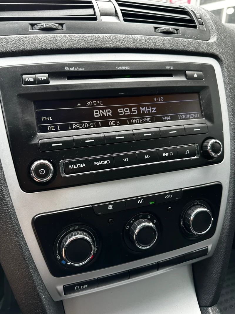 Skoda Octavia 1.2FSI/ 4х4, снимка 8 - Автомобили и джипове - 51890764