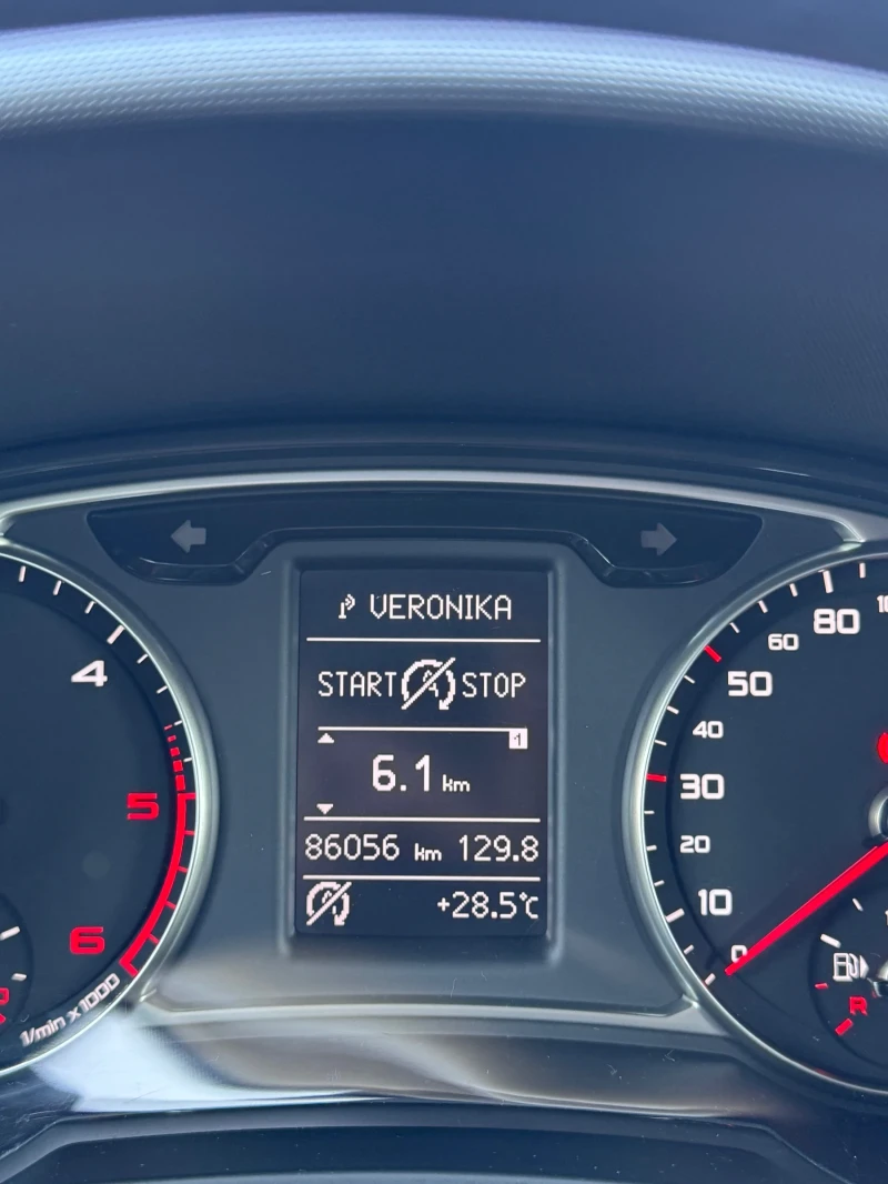 Audi A1 1.4TDI S-line, снимка 8 - Автомобили и джипове - 52299576