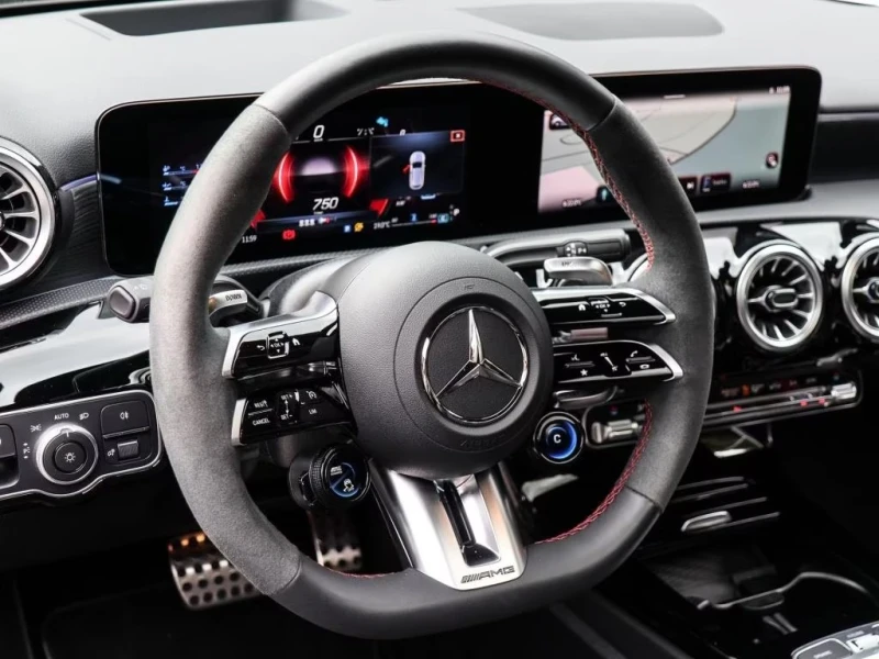 Mercedes-Benz A45 AMG  S AMG 4M+ ILS/Pano/Burm/360, снимка 4 - Автомобили и джипове - 51496761