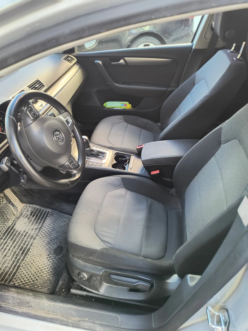 VW Passat, снимка 6 - Автомобили и джипове - 52264556