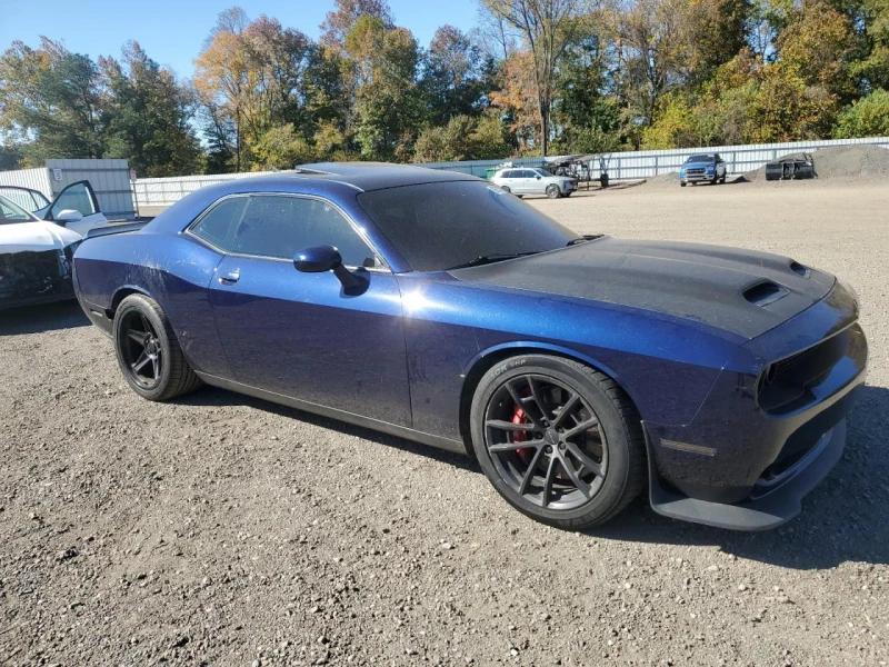 Dodge Challenger * SRT HELLCAT* 