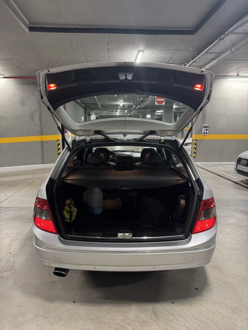 Mercedes-Benz C 220 C 220 CDI, снимка 6 - Автомобили и джипове - 52926364