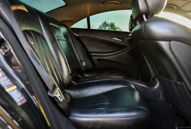 Mercedes-Benz CLS 320, снимка 10 - Автомобили и джипове - 53408274