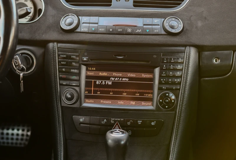 Mercedes-Benz CLS 320, снимка 14 - Автомобили и джипове - 53408274