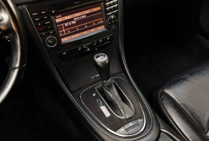 Mercedes-Benz CLS 320, снимка 13 - Автомобили и джипове - 53408274