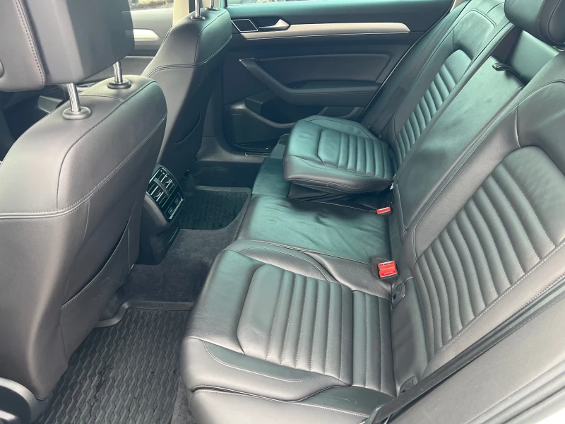 VW Passat ALLTRACK 2.0TDI 190кс* 4MOTION* АВТОМАТ* КОЖА* , снимка 11 - Автомобили и джипове - 53564482