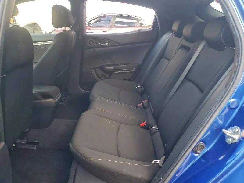 Honda Civic 1.5L 4 Front-wheel Drive - изображение 3