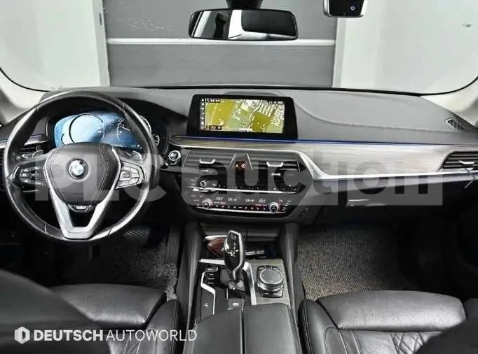 BMW 530 ШИБИДАХ/ФИКСИРАНА ЦЕНА ДО БЪЛГАРИЯ, снимка 4 - Автомобили и джипове - 54997361