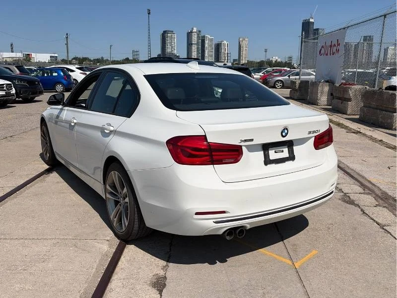 BMW 330 * xDrive * 2 КЛЮЧА * ЛИЦЕНЗИРАН ДИЛЪР * CARFAX, снимка 5 - Автомобили и джипове - 55602474